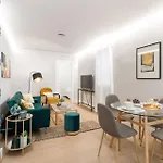Charming 2-Bedroom Apartment Near Retiro Park Ideal Madrid Escape