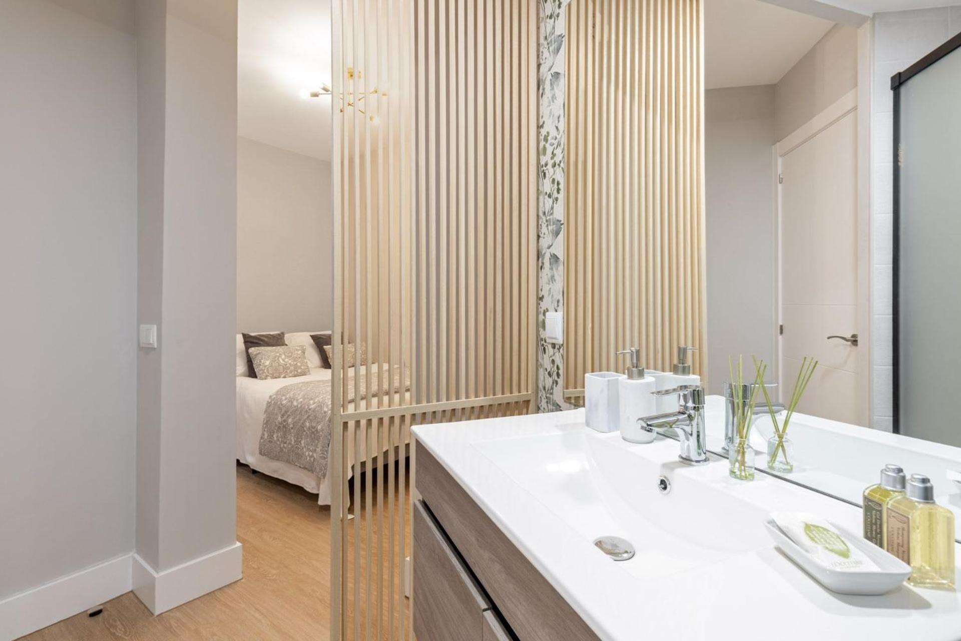 Apartamento Charming 2-bedroom Near Retiro Park Ideal Escape